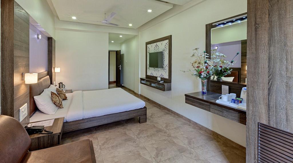 Shreyas Hotel Махабалешвар Номер фото